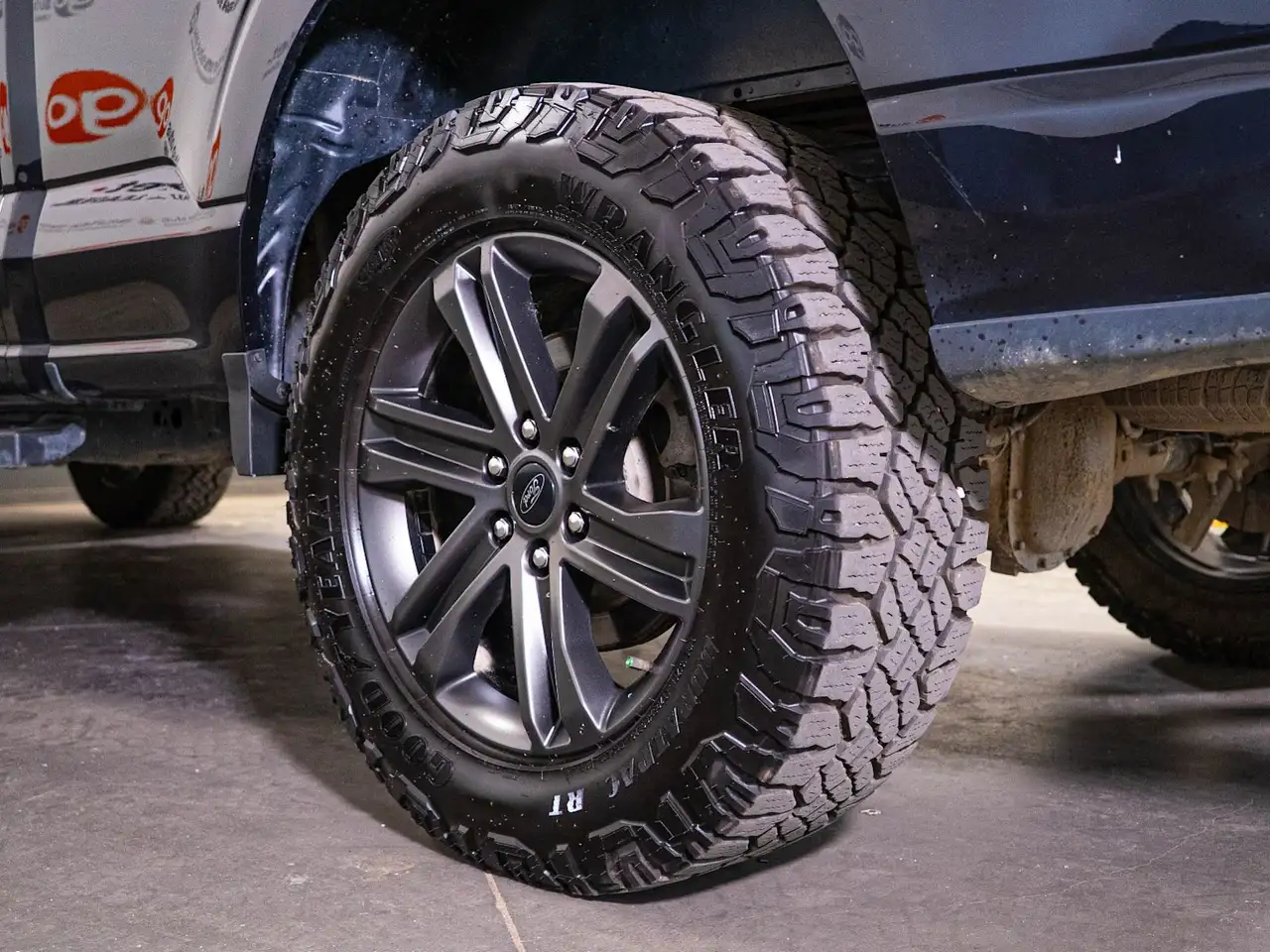 Ford F-150 - Image 12