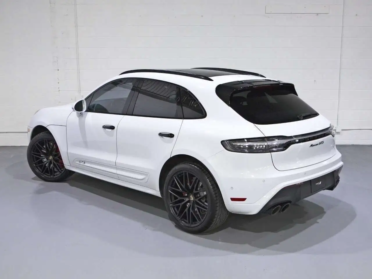 Porsche Macan - Image 3