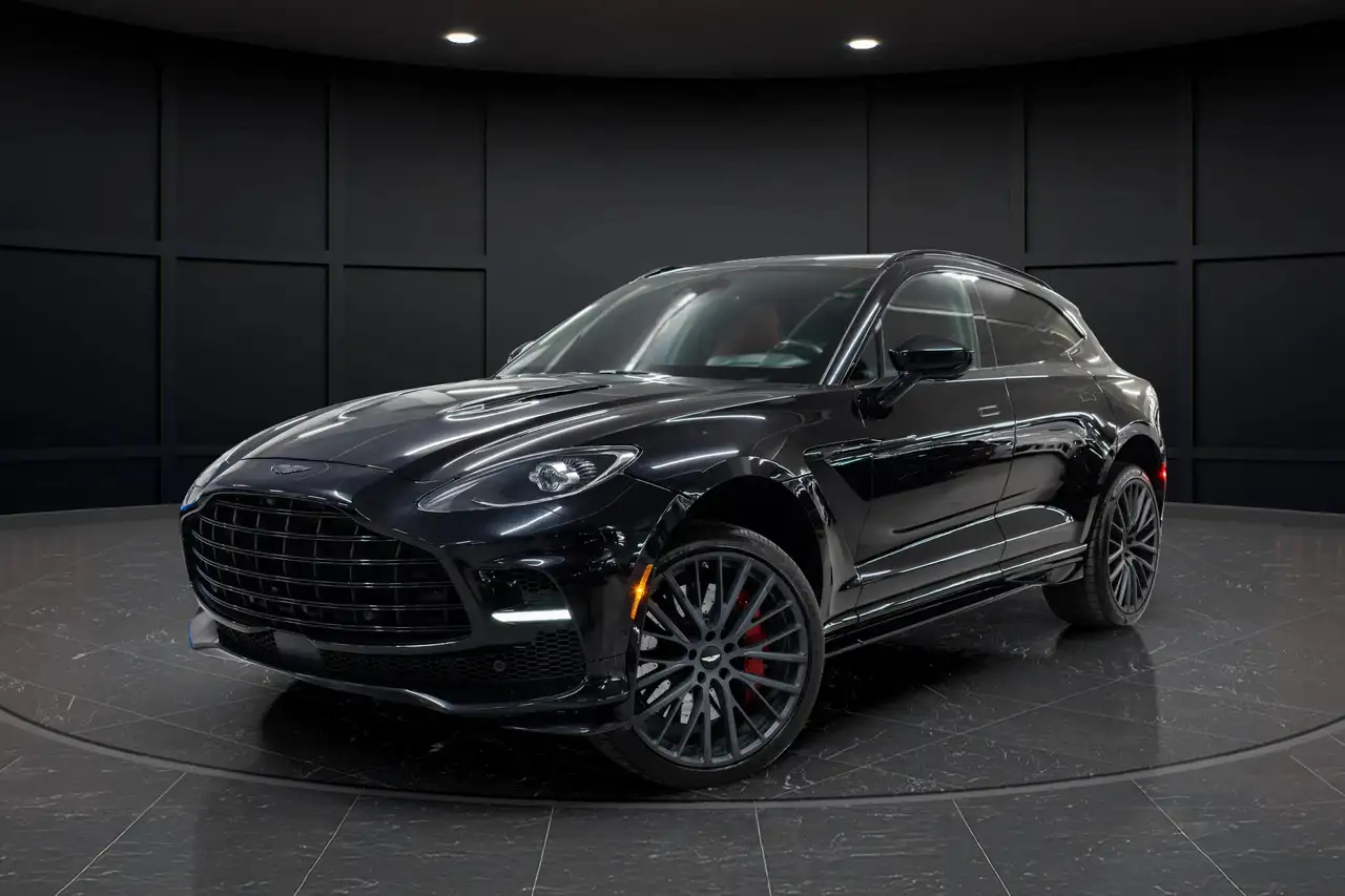 Aston Martin DBX