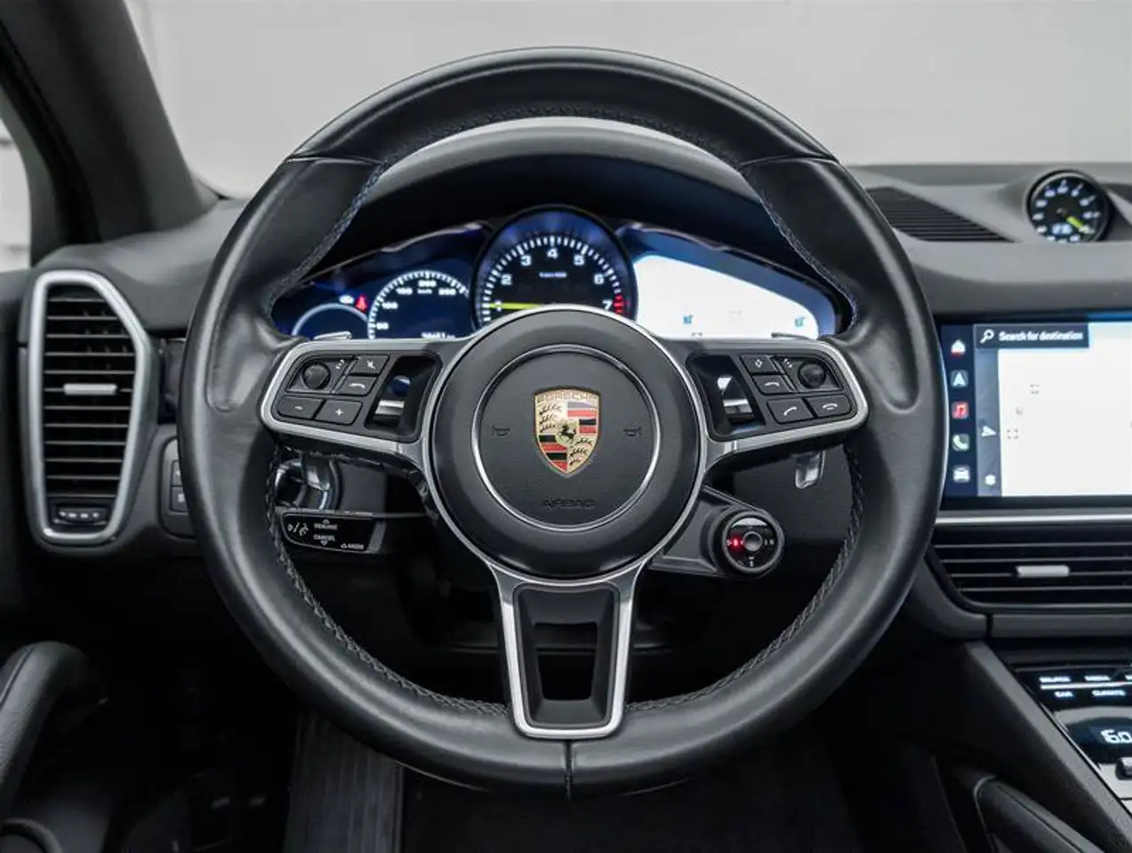 Porsche Cayenne - Image 20