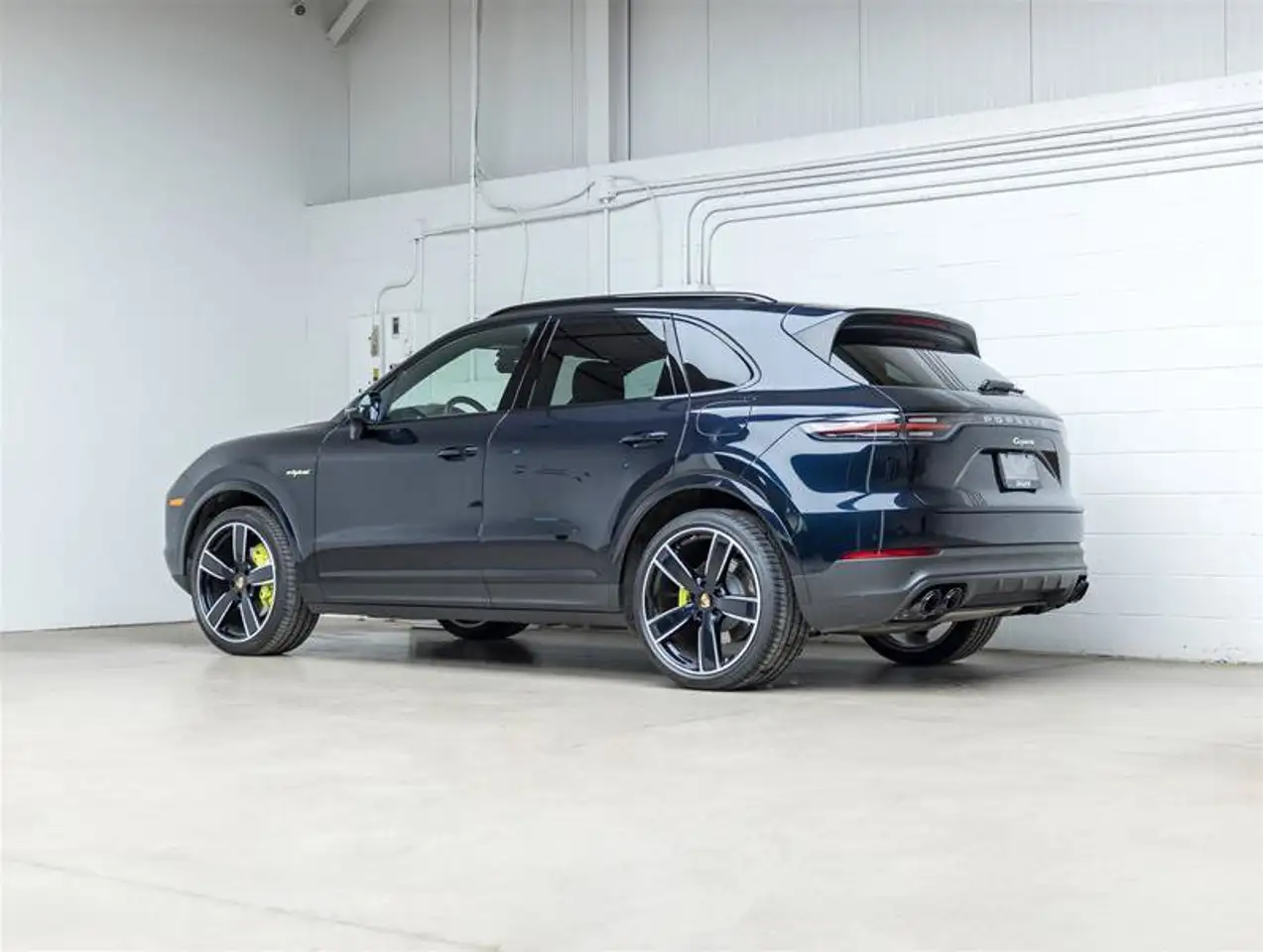 Porsche Cayenne - Image 8