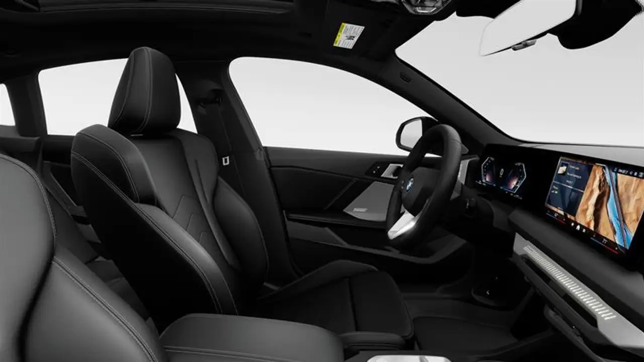 BMW 2 Series - Image 9