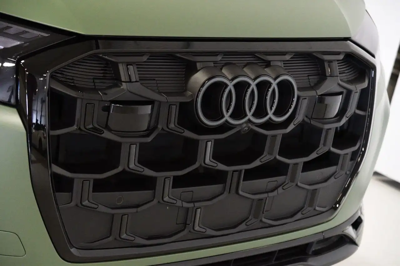 Audi Q7 - Image 4