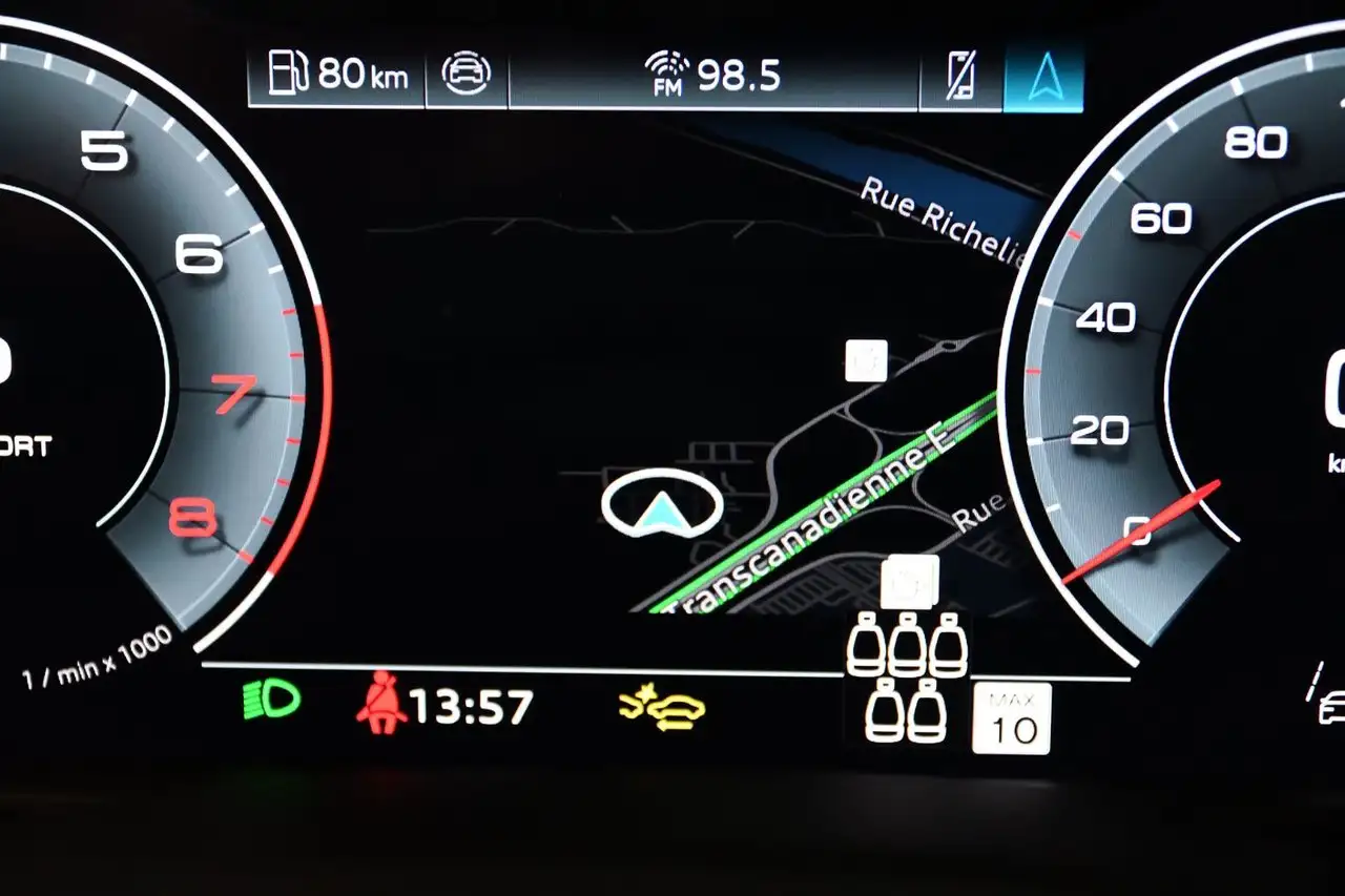 Audi Q7 - Image 20
