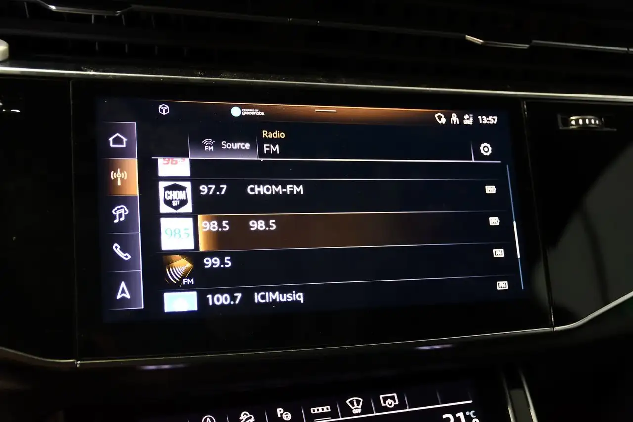 Audi Q7 - Image 21