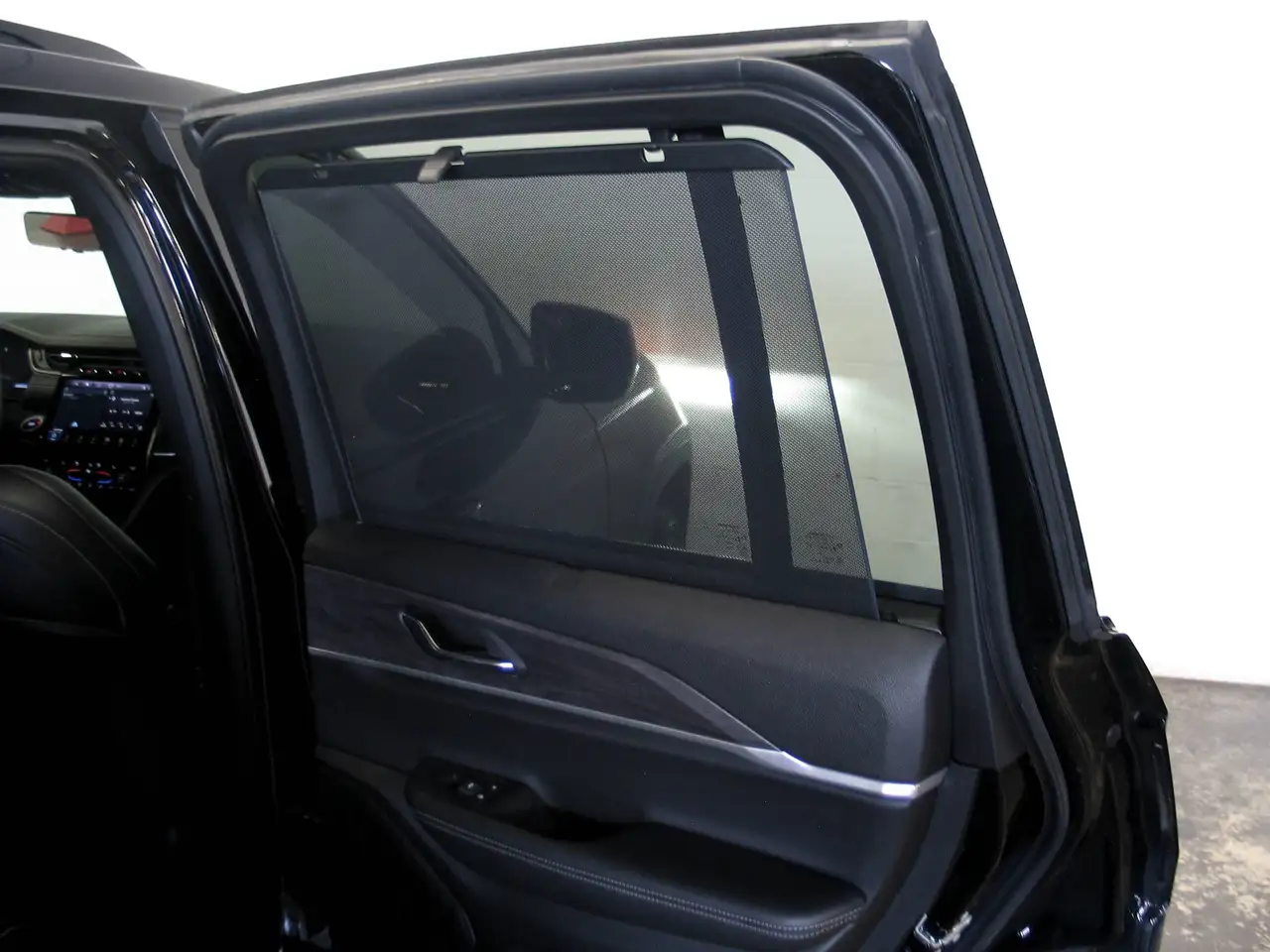 Jeep Grand Cherokee - Image 21