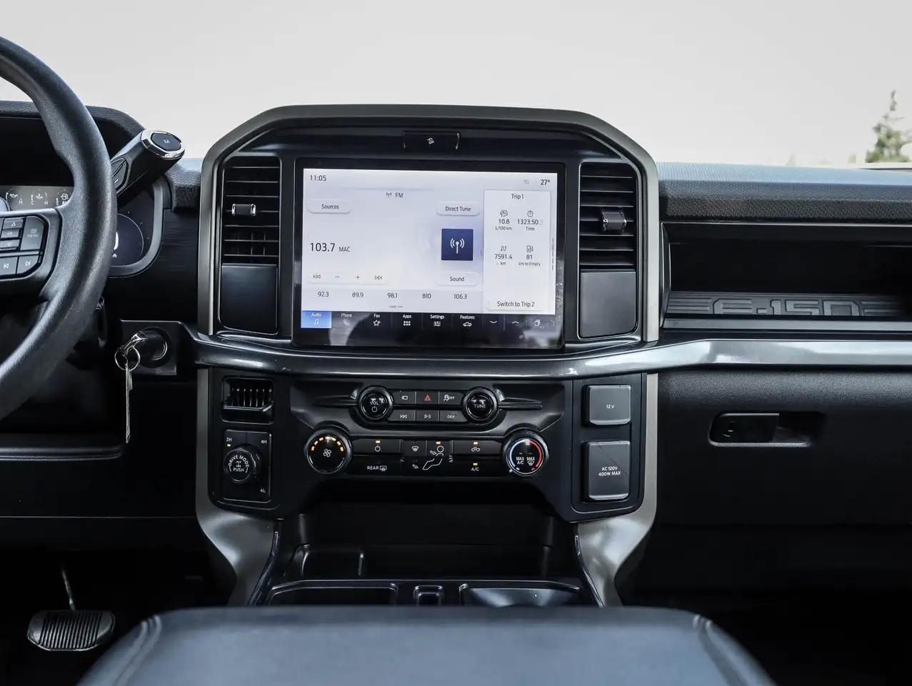 Ford F-150 - Image 25
