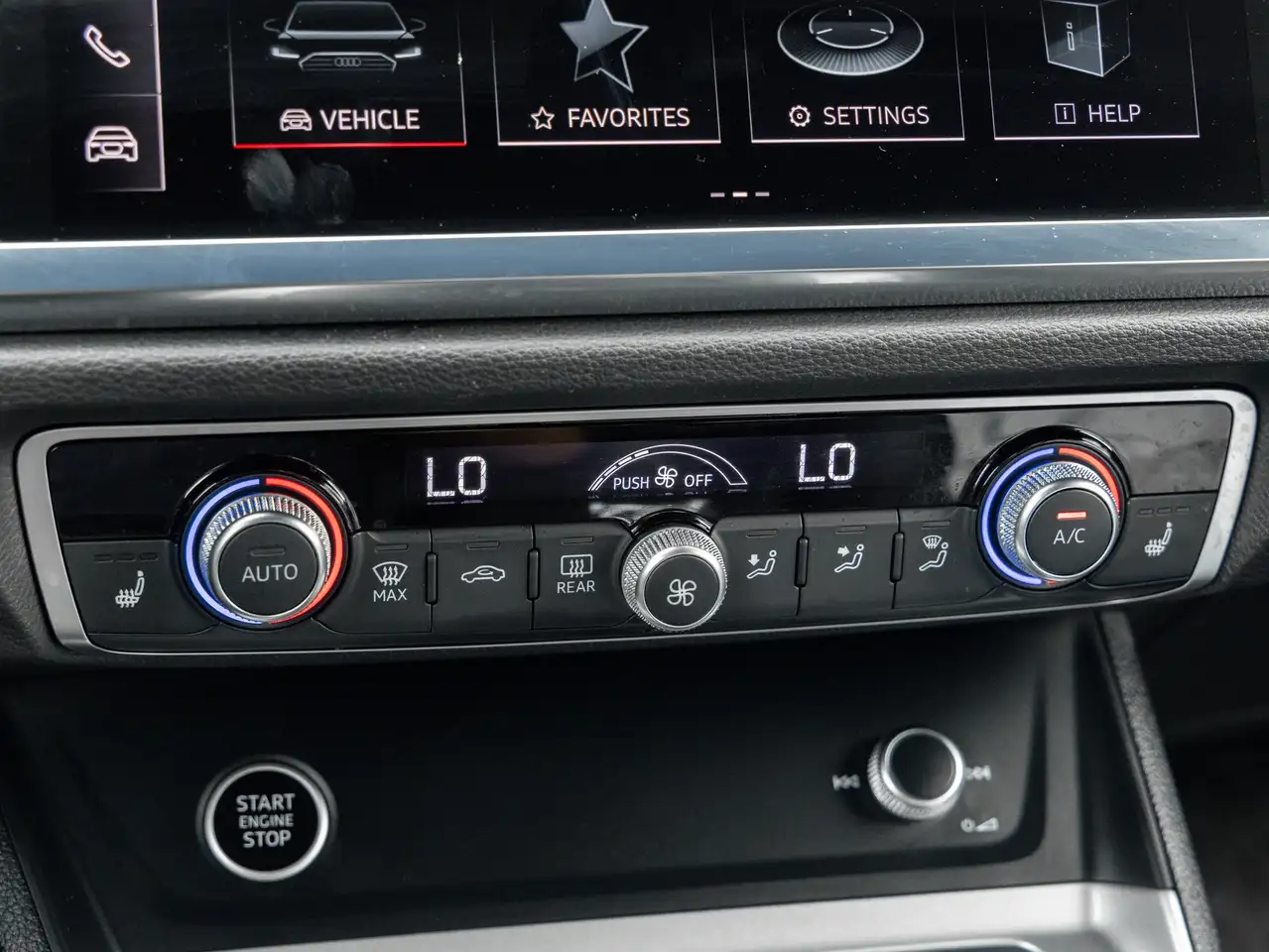 Audi Q3 - Image 18