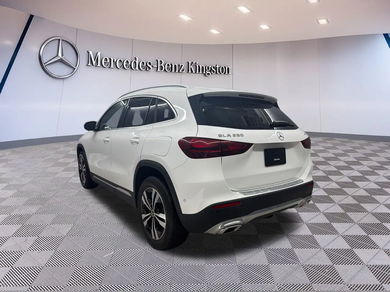 Mercedes-Benz GLA - Image 7