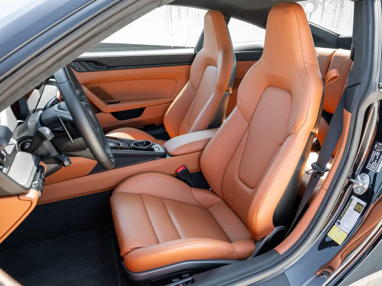 Porsche 911 - Image 16