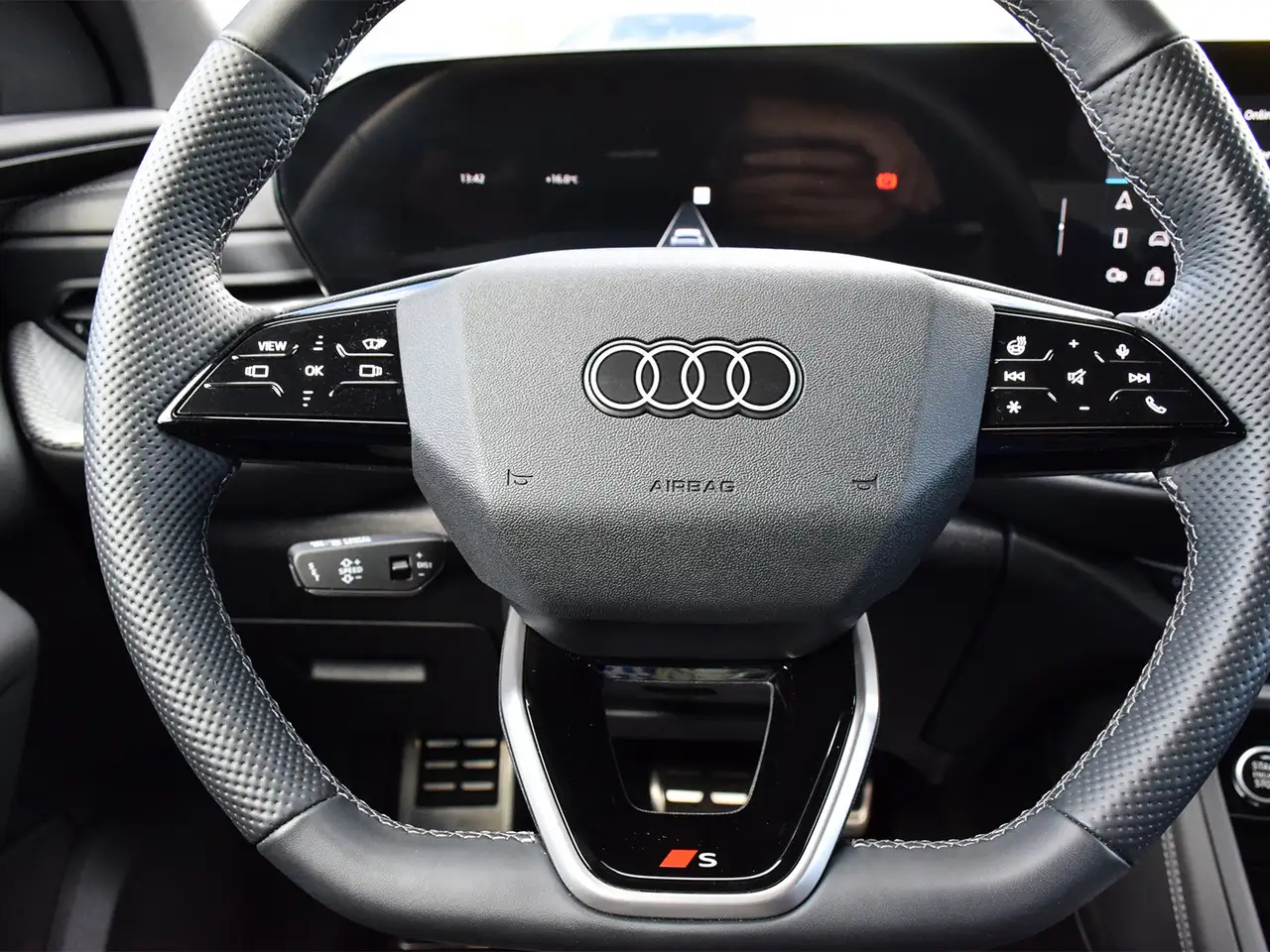 Audi Q5 - Image 24