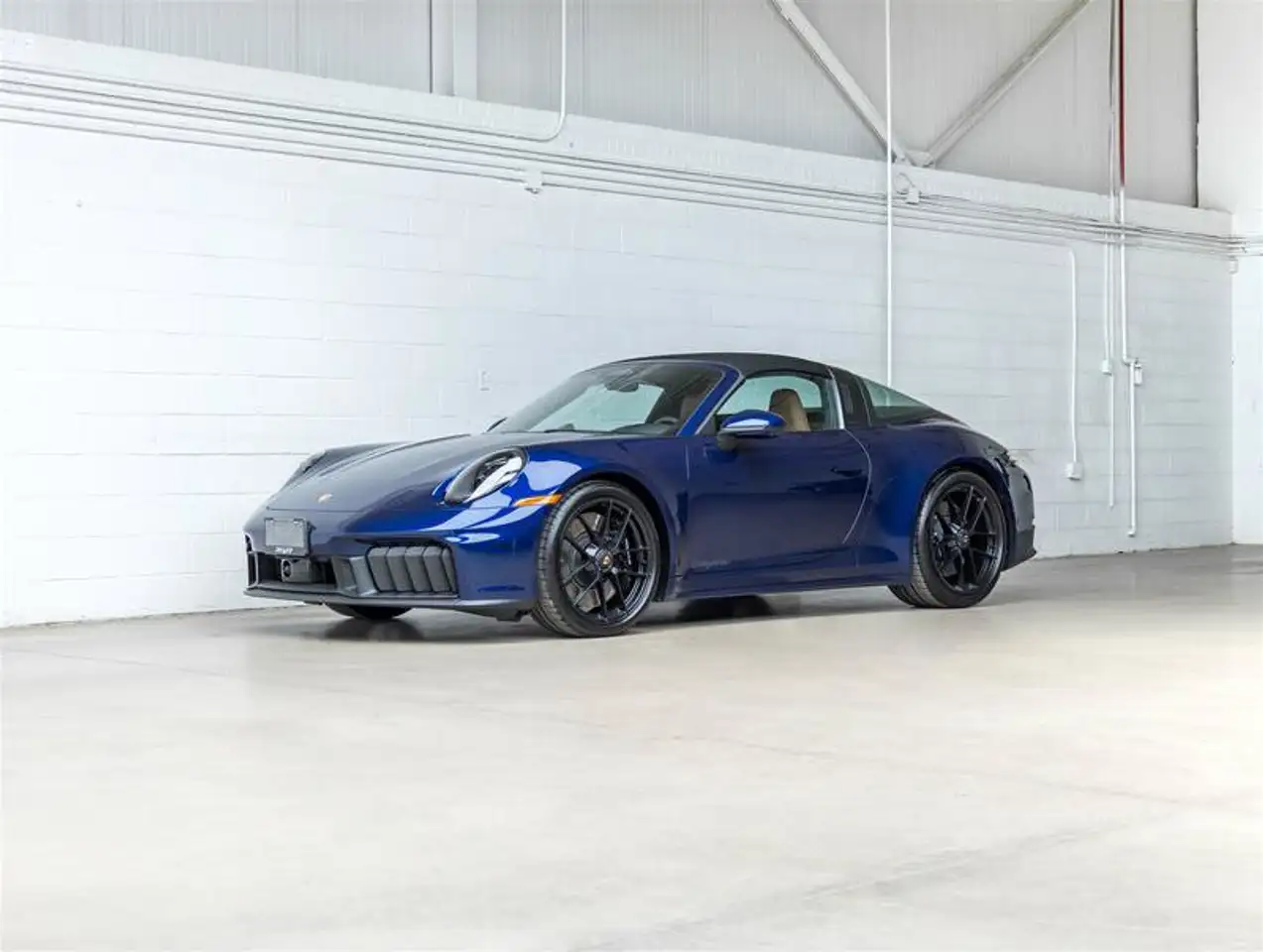 Porsche 911 - Image 2