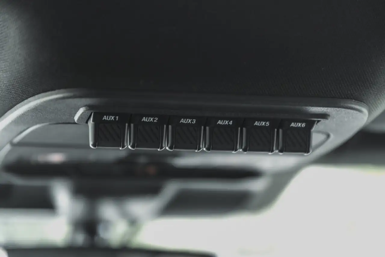 Ford F-150 - Image 30