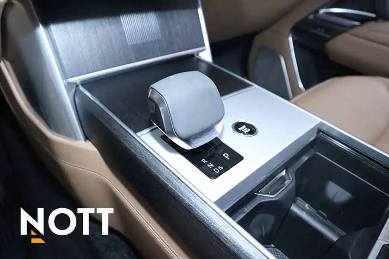 Land Rover Range Rover - Image 11