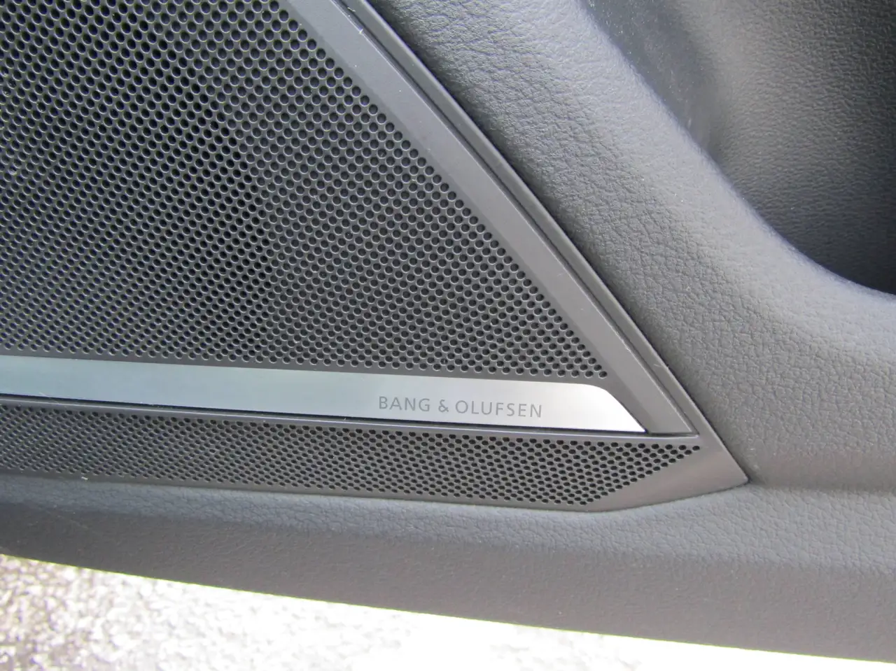 Audi A6 - Image 12