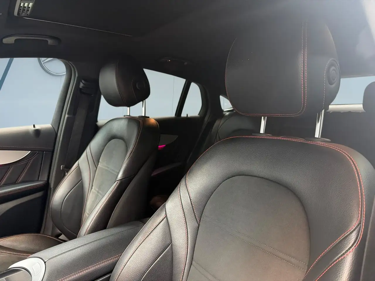 Mercedes-Benz GLC - Image 12