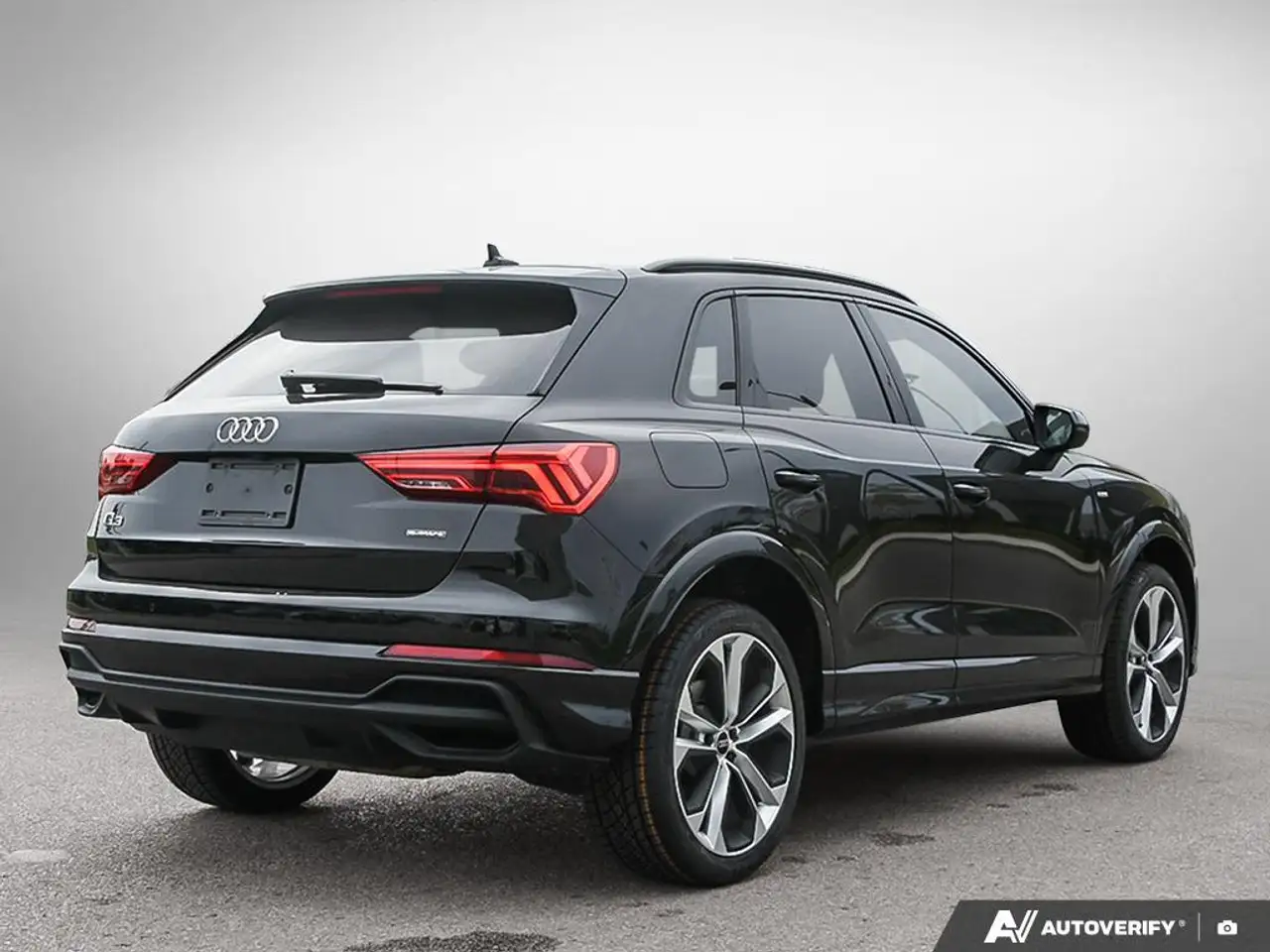 Audi Q3 - Image 4