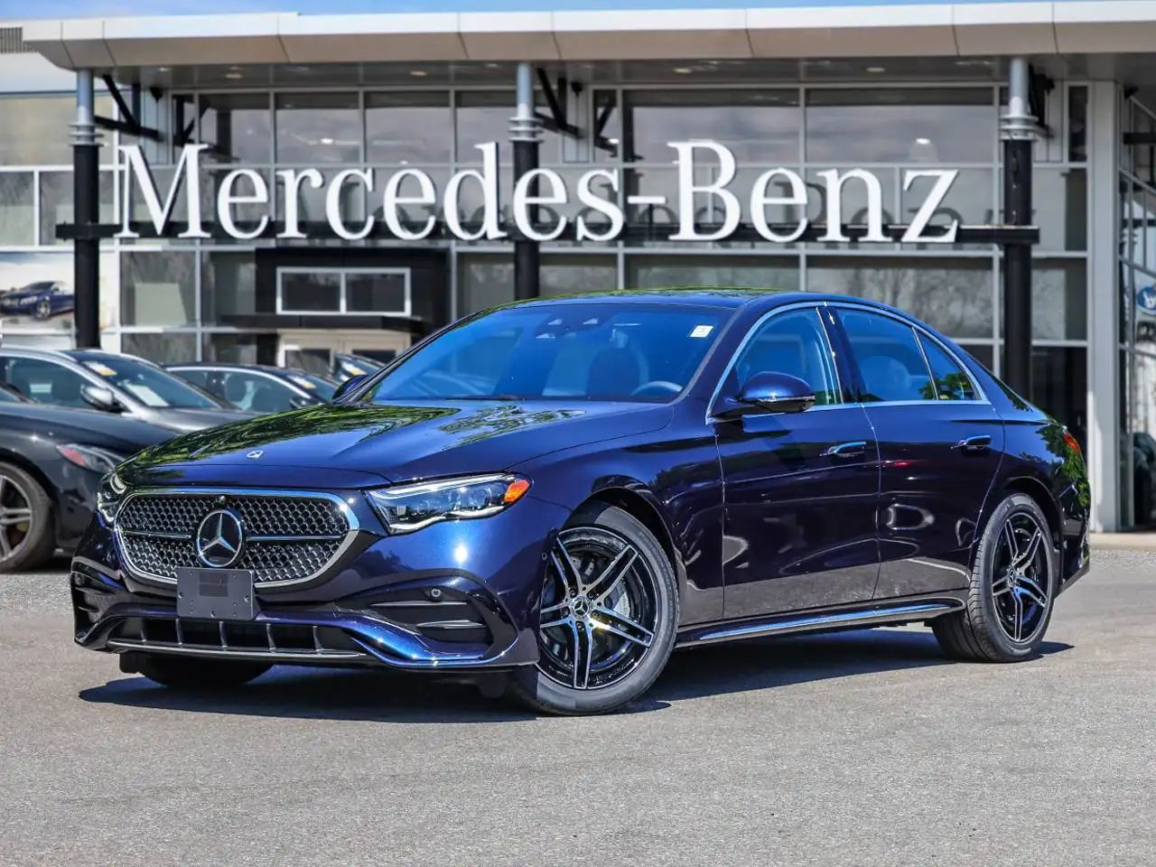 Mercedes-Benz E-Class - Image 27