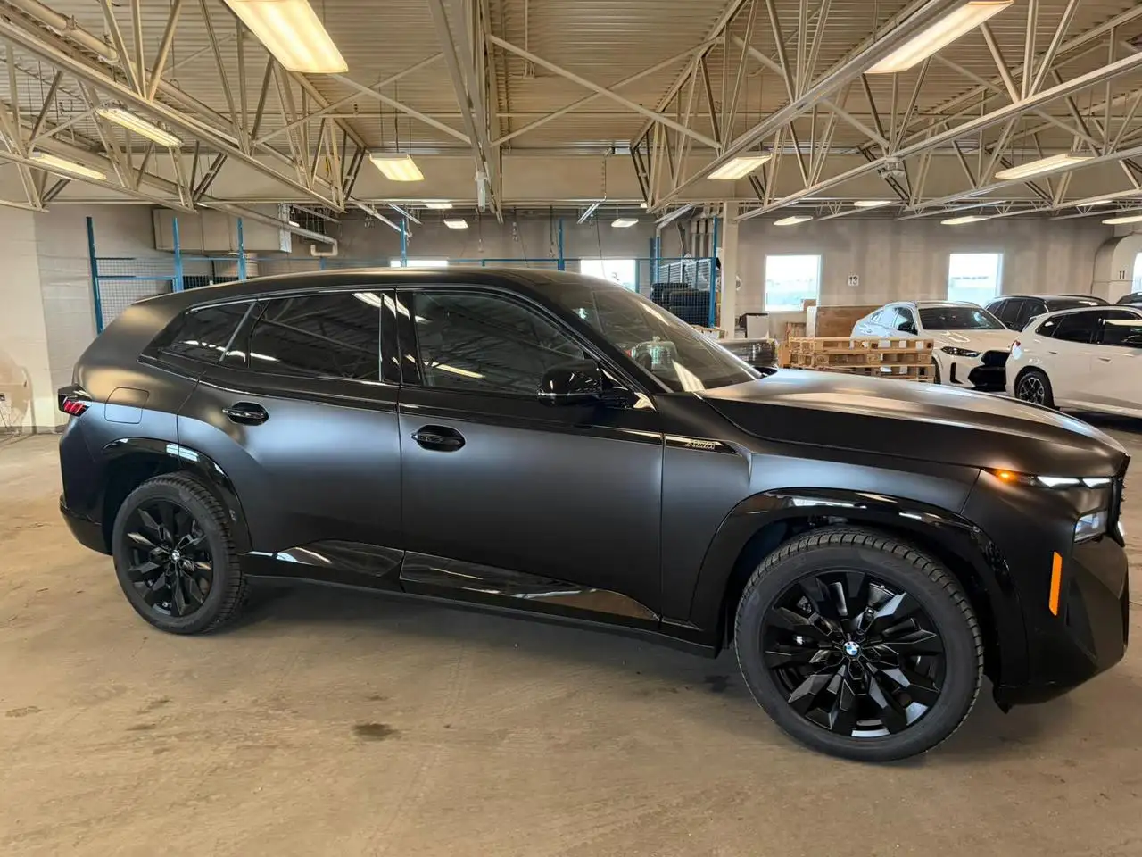BMW XM - Image 2