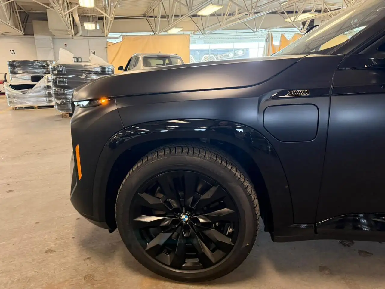 BMW XM - Image 24
