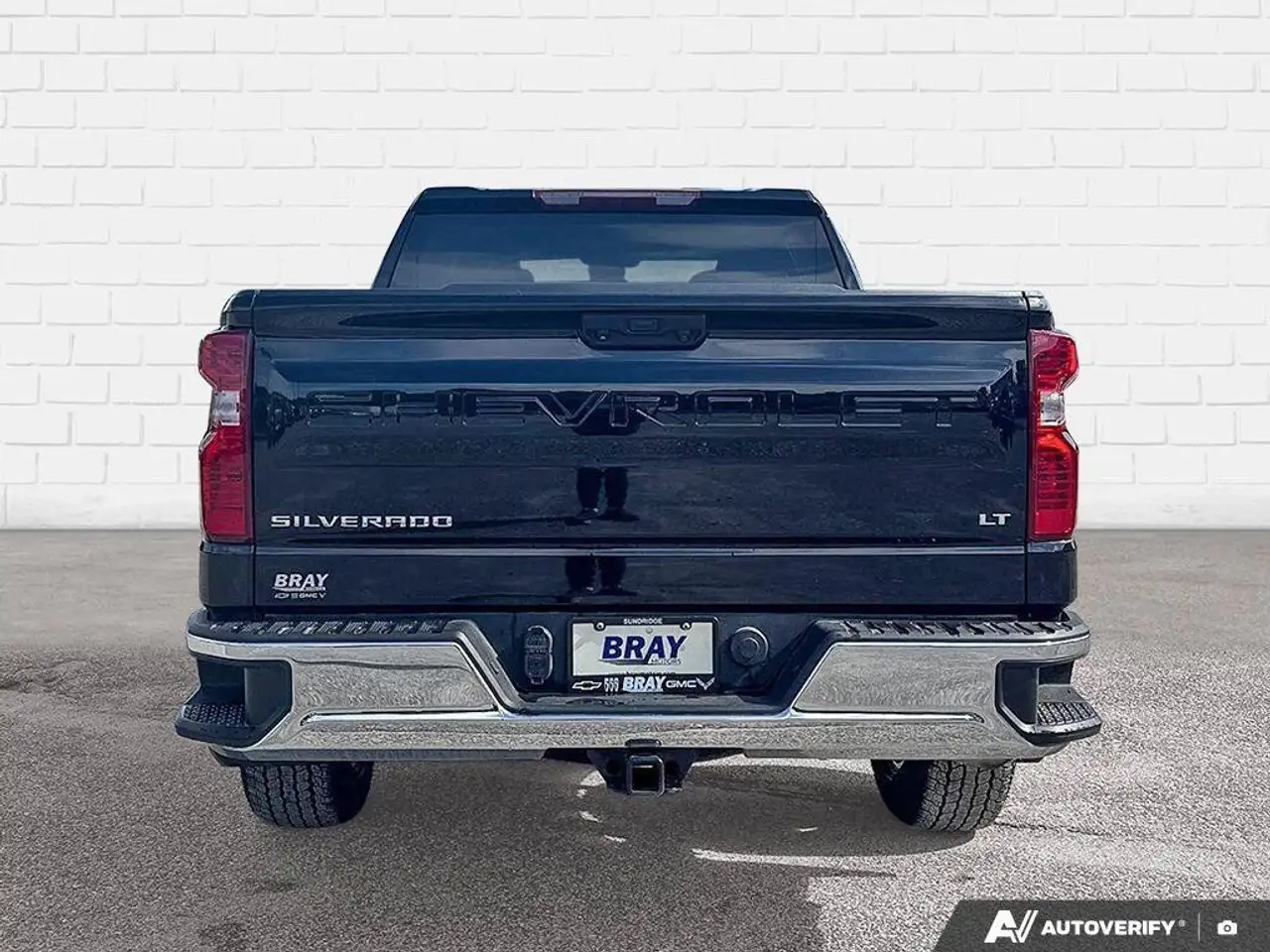 Chevrolet Silverado 1500 - Image 4