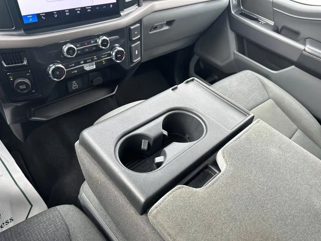 Ford F-150 - Image 23