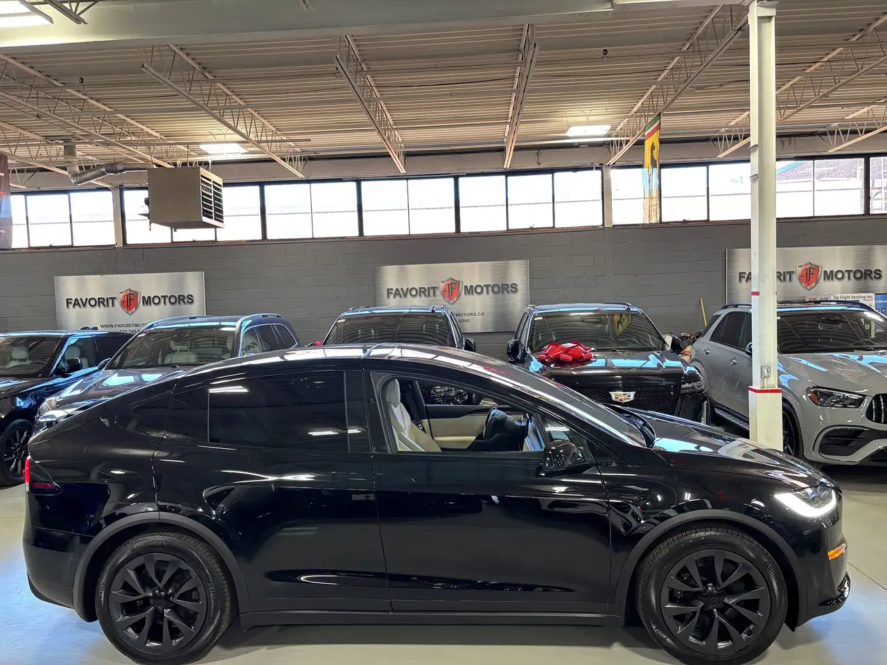 Tesla Model X - Image 4