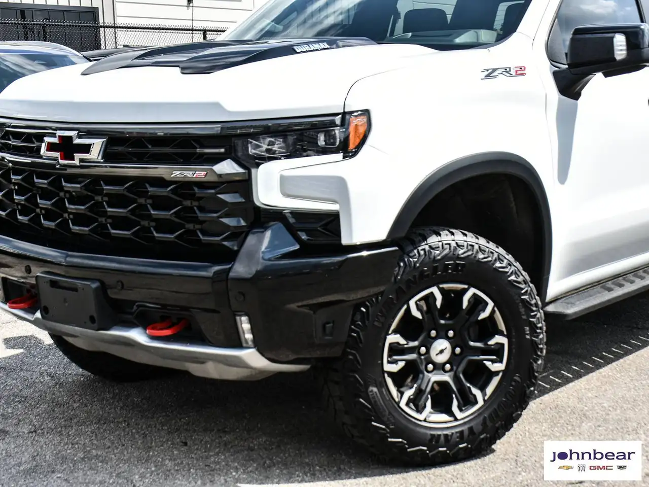Chevrolet Silverado 1500 - Image 2