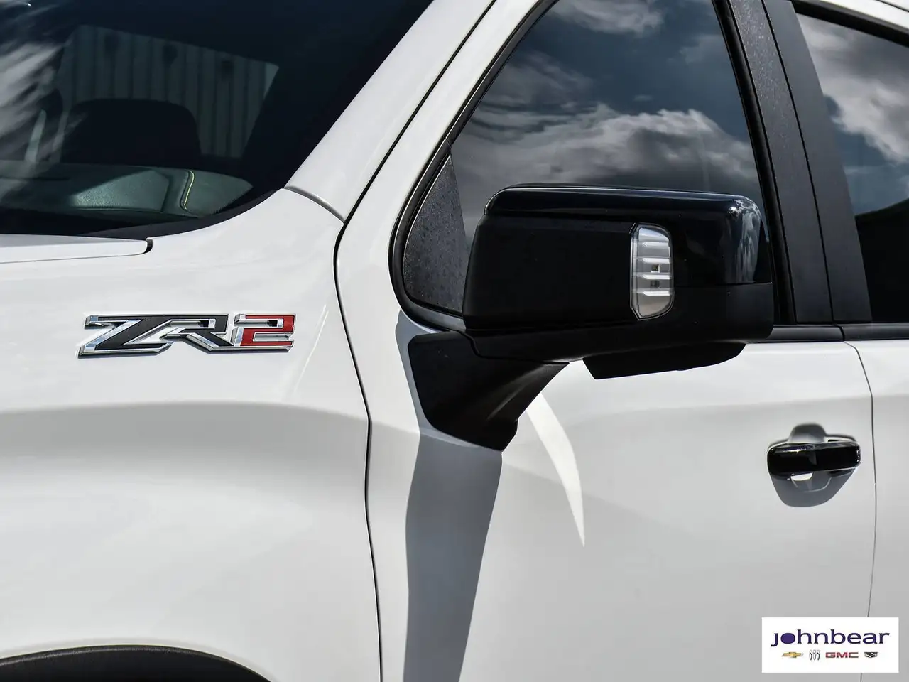 Chevrolet Silverado 1500 - Image 4