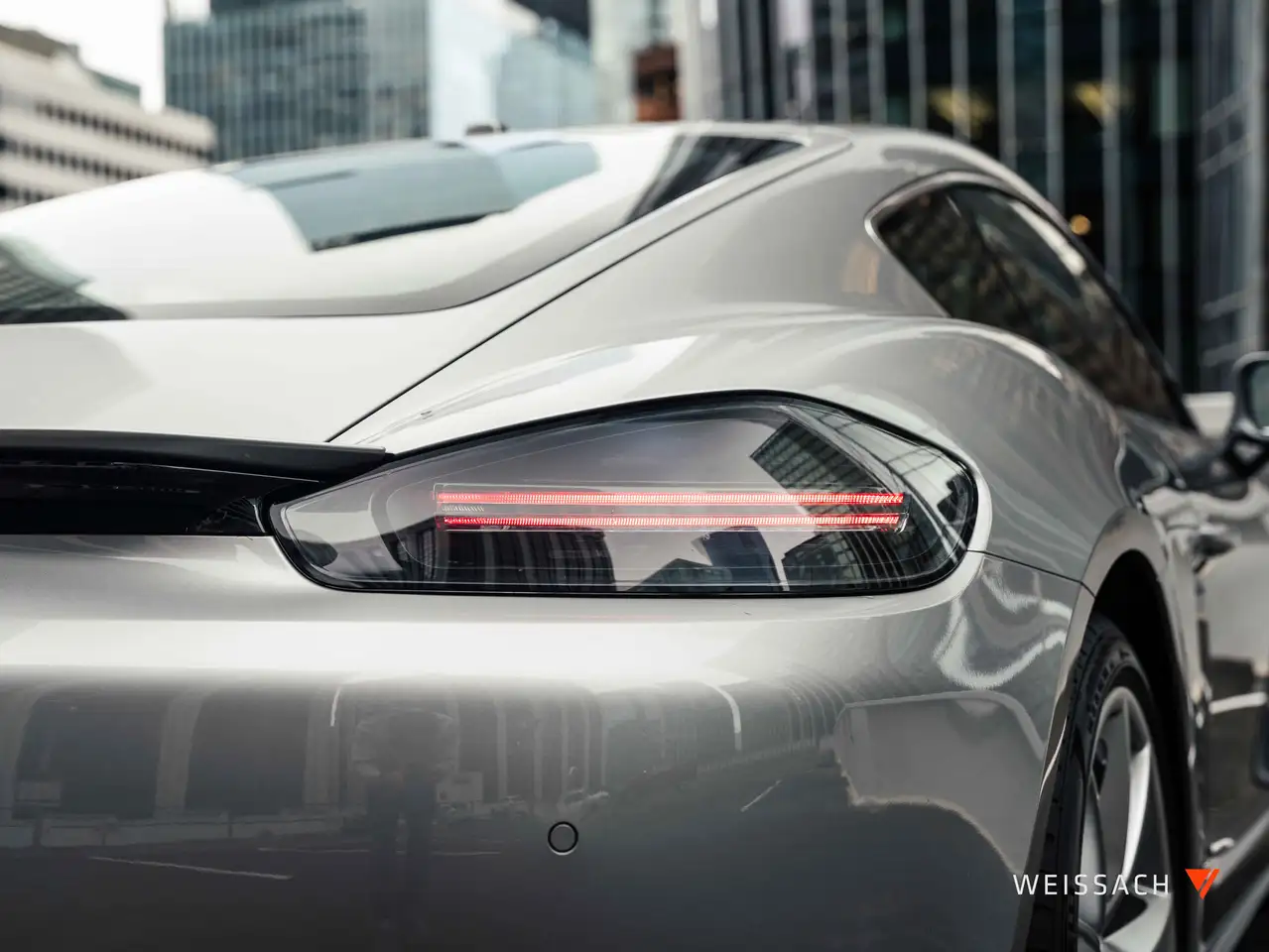 Porsche 718 Cayman - Image 24