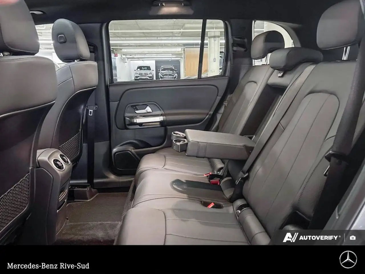 Mercedes-Benz GLB - Image 14