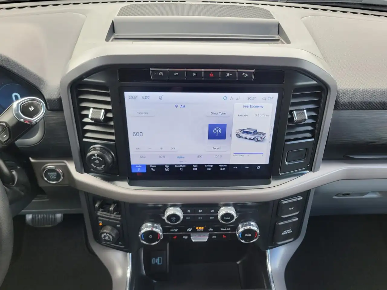 Ford F-150 - Image 24