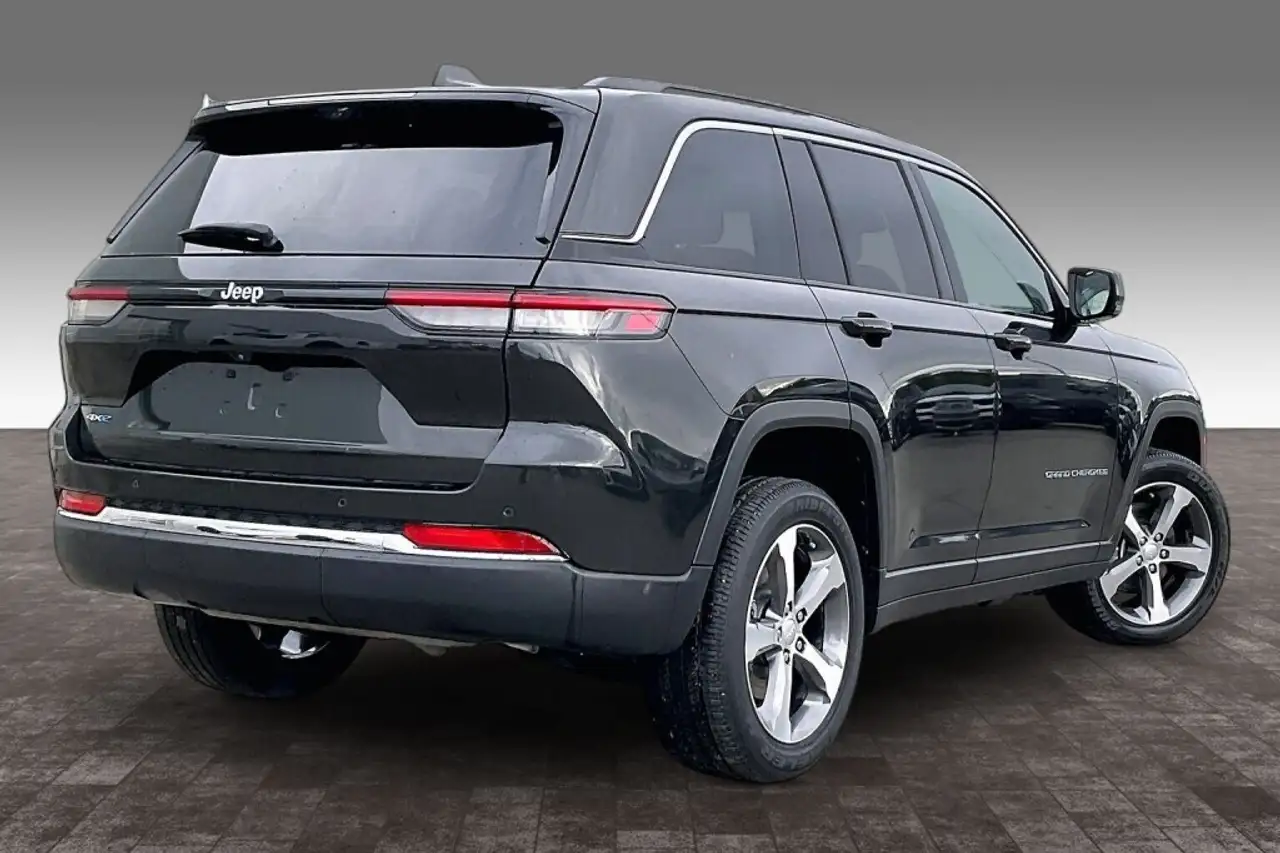 Jeep Grand Cherokee - Image 5