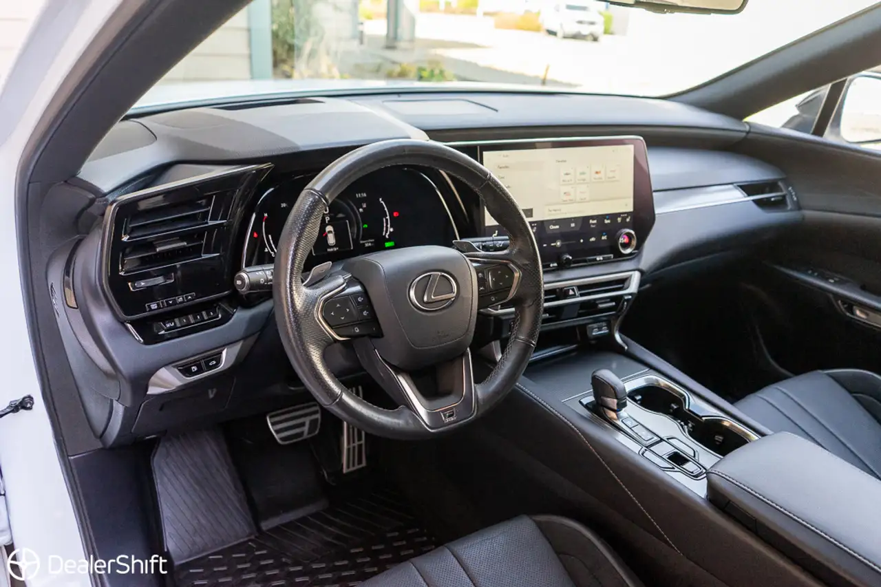 Lexus RX - Image 10