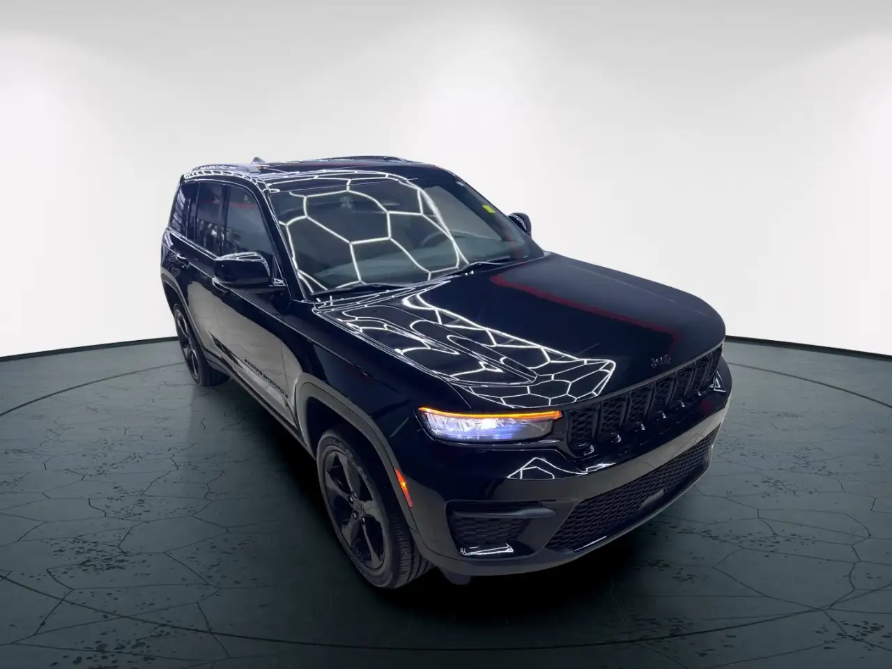 Jeep Grand Cherokee - Image 10