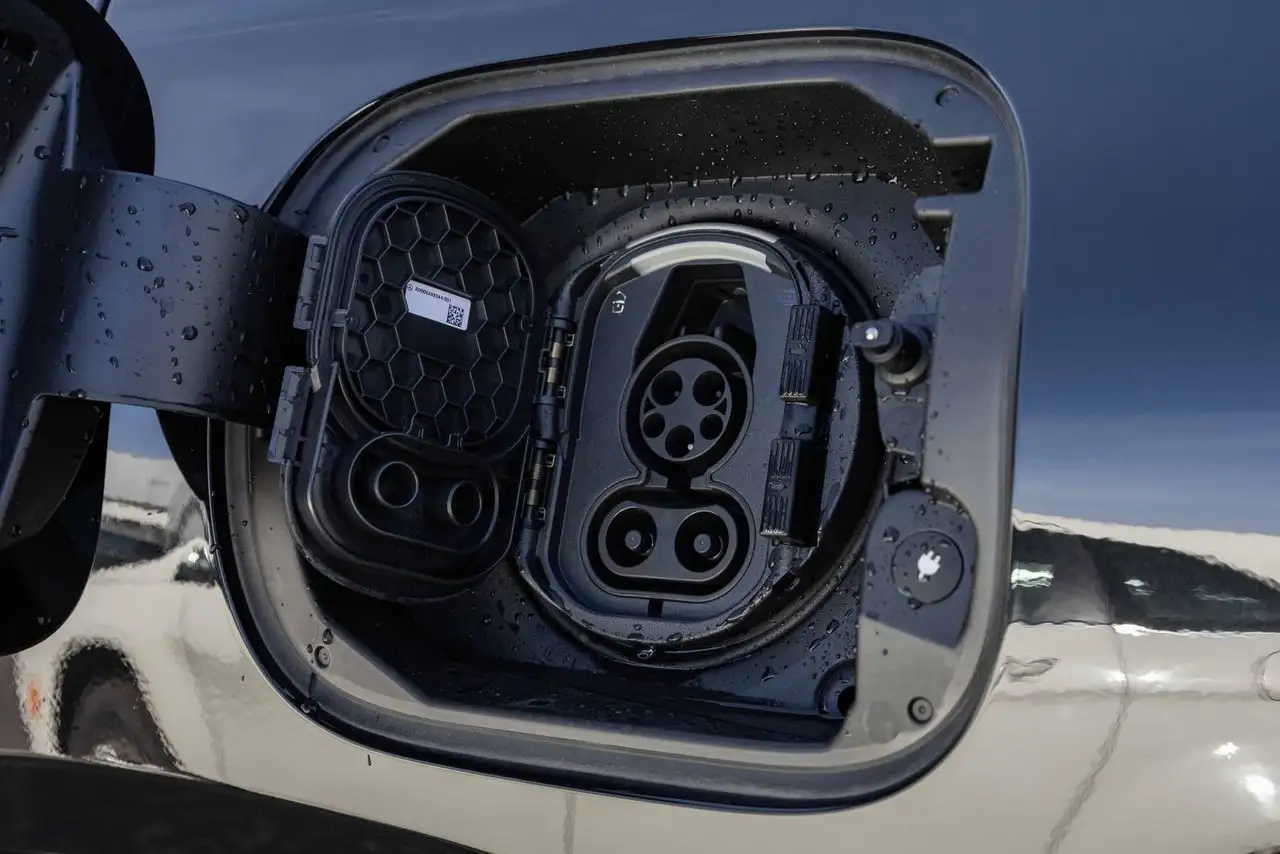 Mercedes-Benz GLE - Image 8