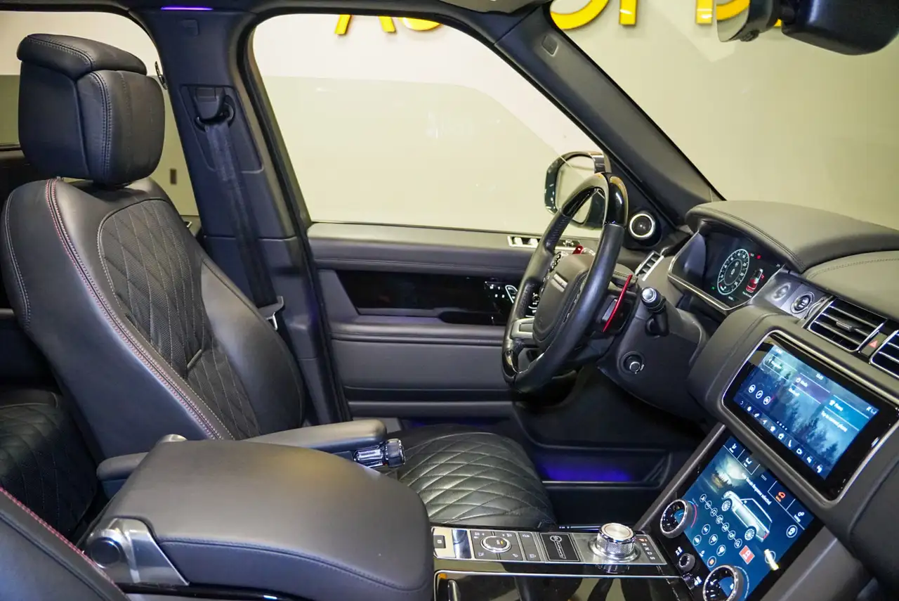 Land Rover Range Rover - Image 12