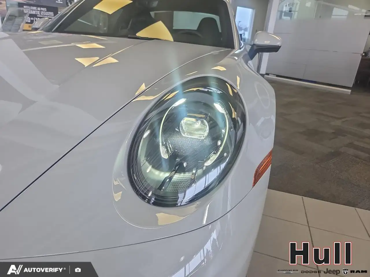 Porsche 911 - Image 8