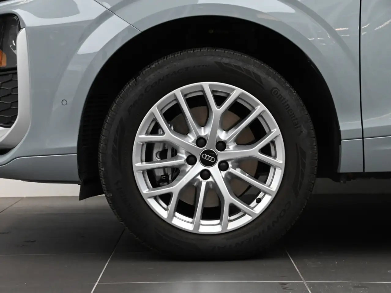 Audi Q3 - Image 8