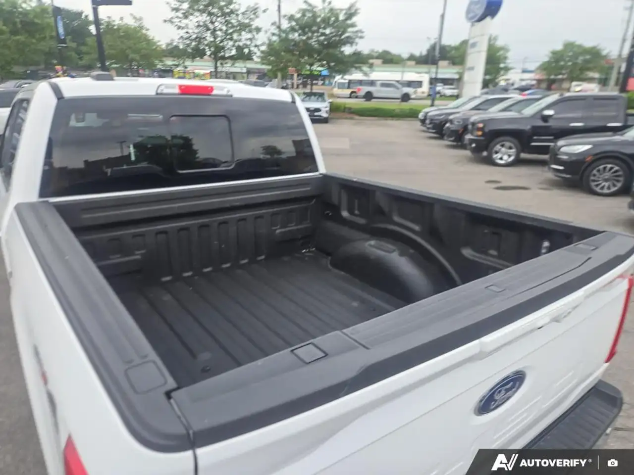 Ford F-150 - Image 12