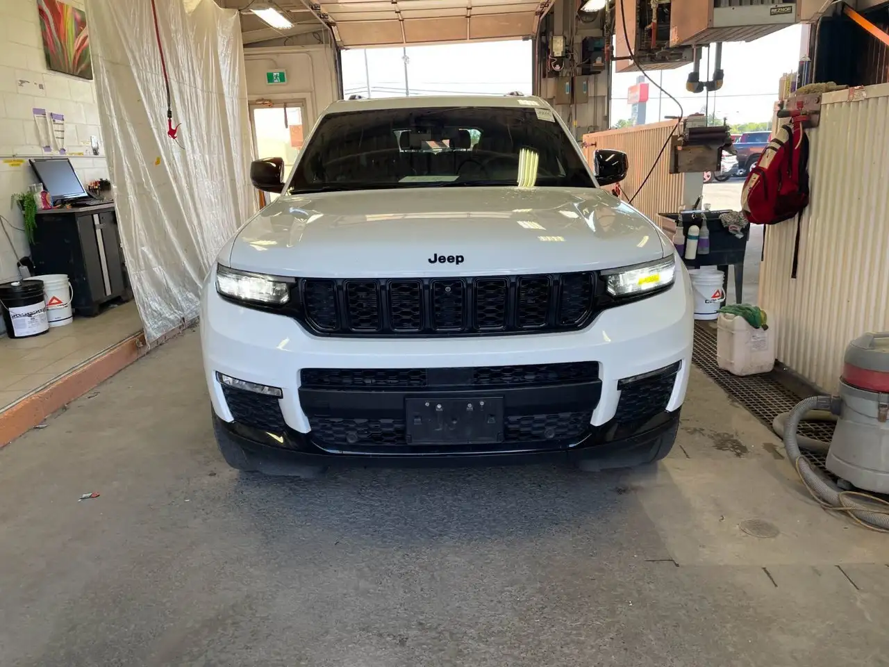 Jeep Grand Cherokee - Image 6