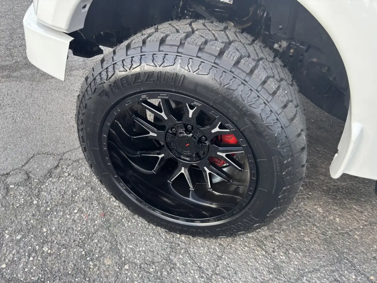 Ford F-150 - Image 34