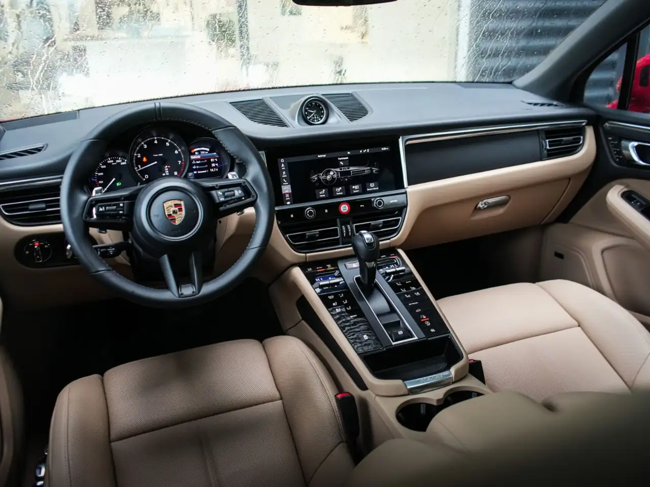 Porsche Macan - Image 16