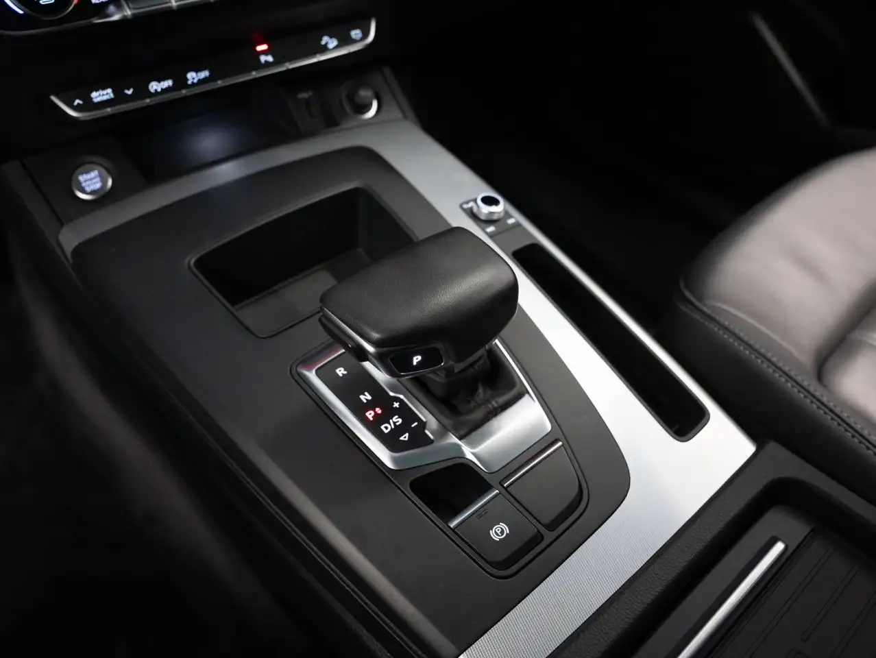 Audi Q5 - Image 21