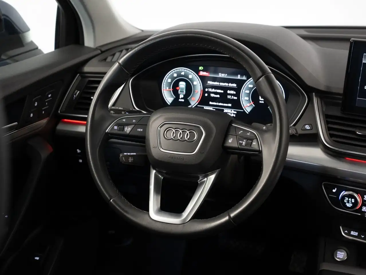 Audi Q5 - Image 11