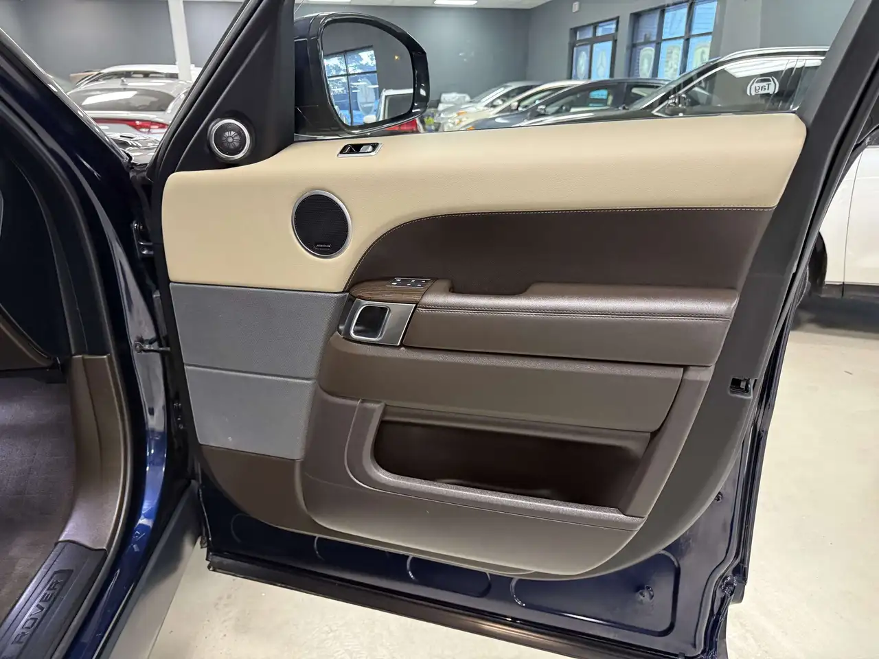 Land Rover Range Rover Sport - Image 29