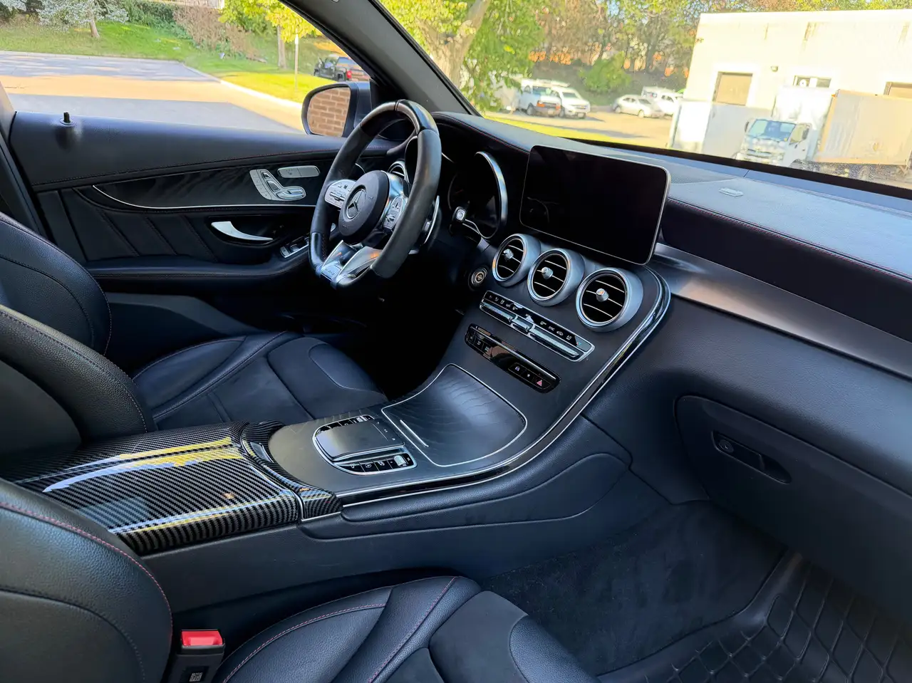 Mercedes-Benz GLC - Image 24