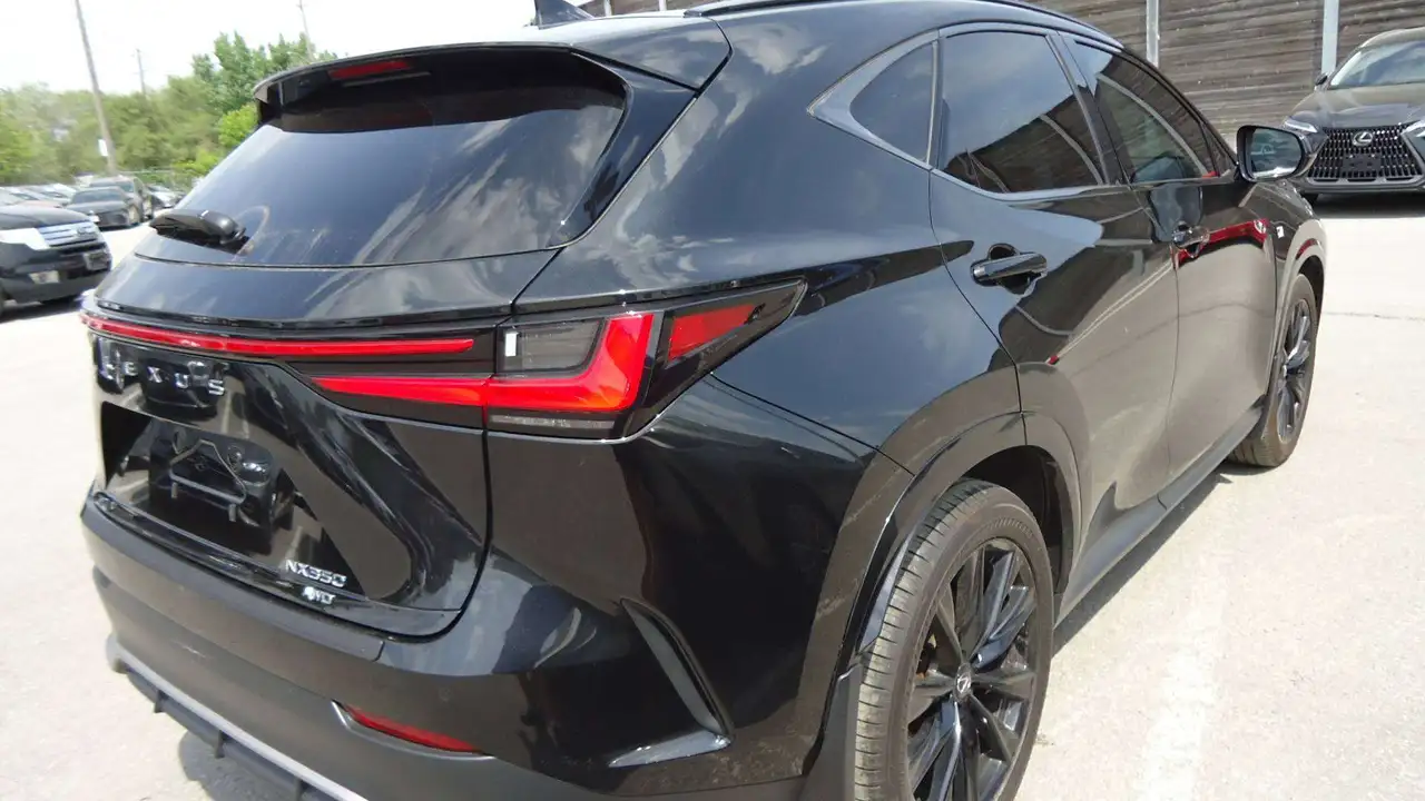Lexus NX - Image 18