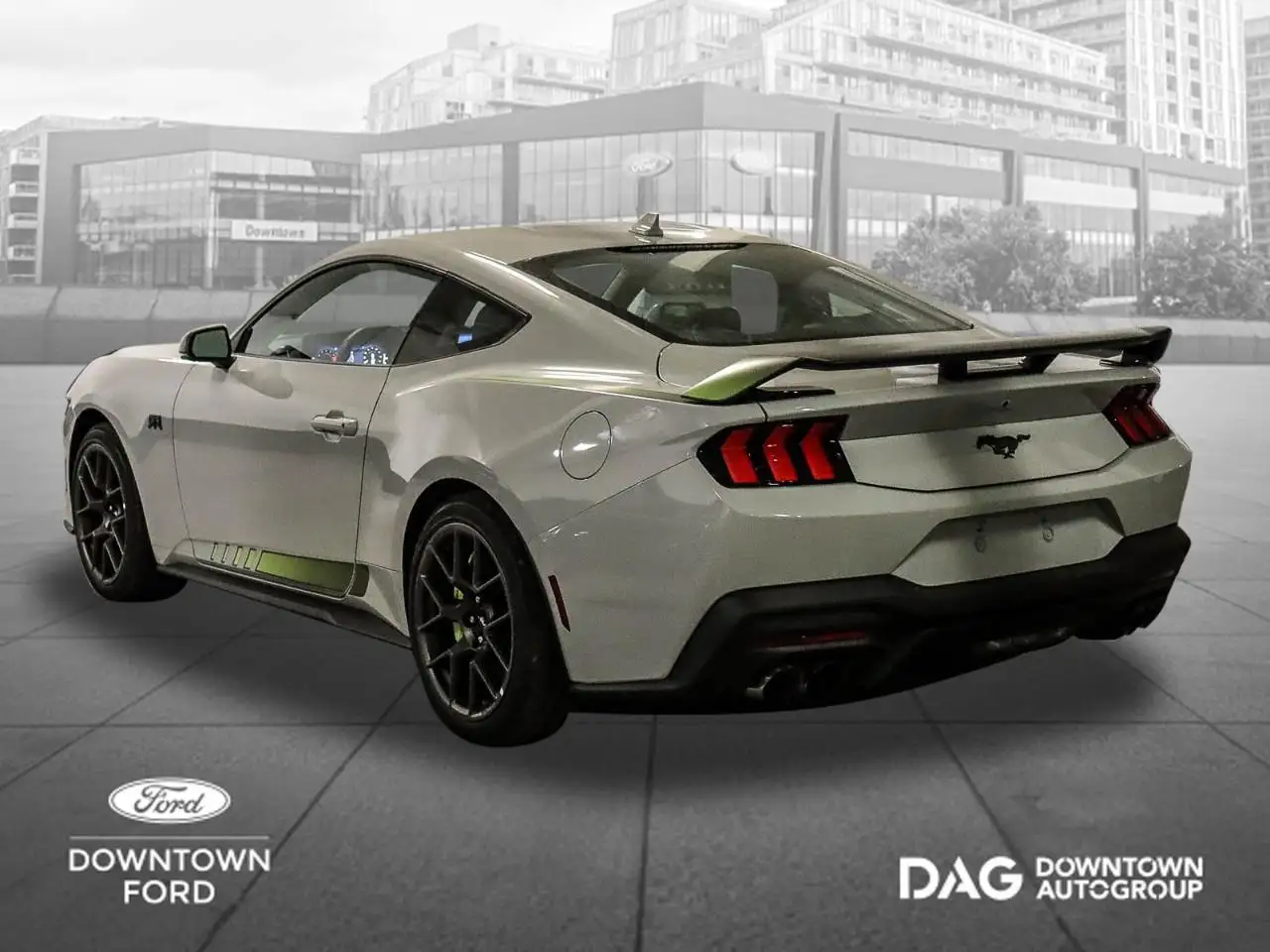 Ford Mustang - Image 5