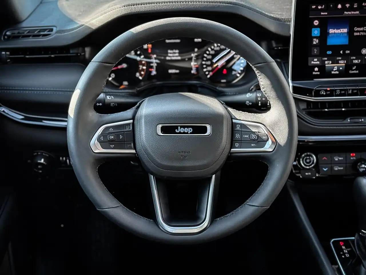 Jeep Compass - Image 14